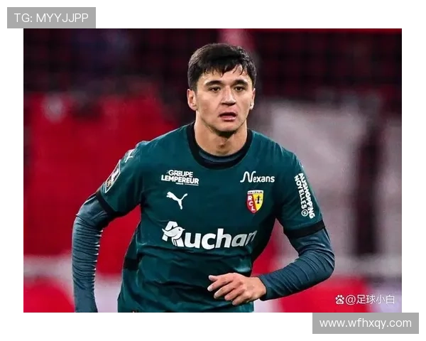 胡萨诺夫逆袭成曼城球迷新宠